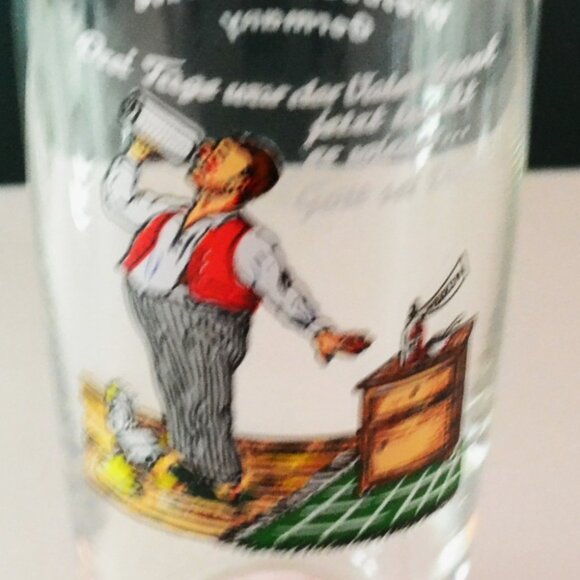 Set Of 4 Glasses German Figures With Sayings Air Force Police Wiesbaden Germany - Picture 11 of 11